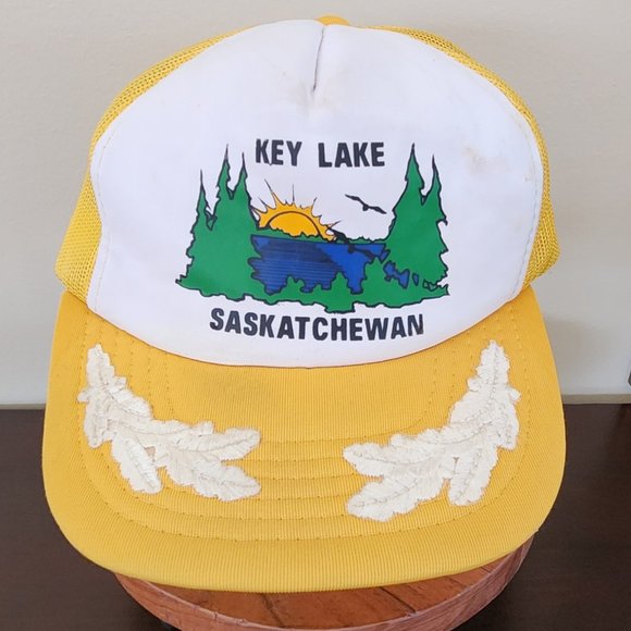 Vintage  Trucker Hat Key lake, Mesh Snapback Baseball Cap Retro Yellow Laurel - Picture 1 of 6